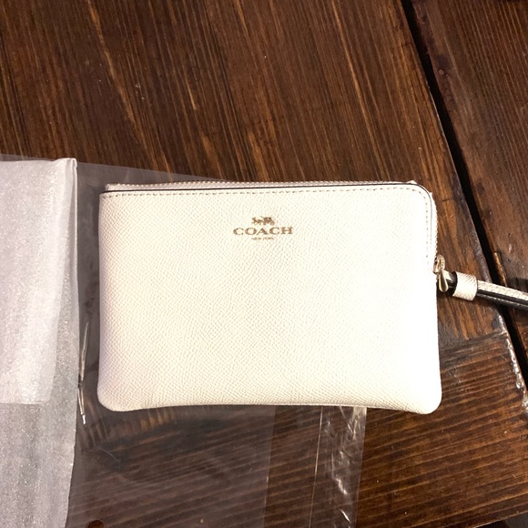 Coach Wristlet - Picture 3 of 5